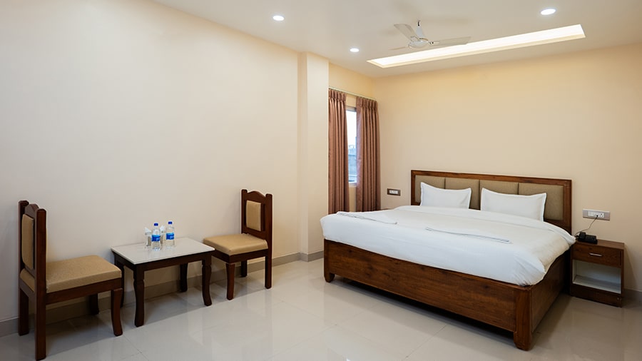 Hotels near Taramandal in Gorakhpur